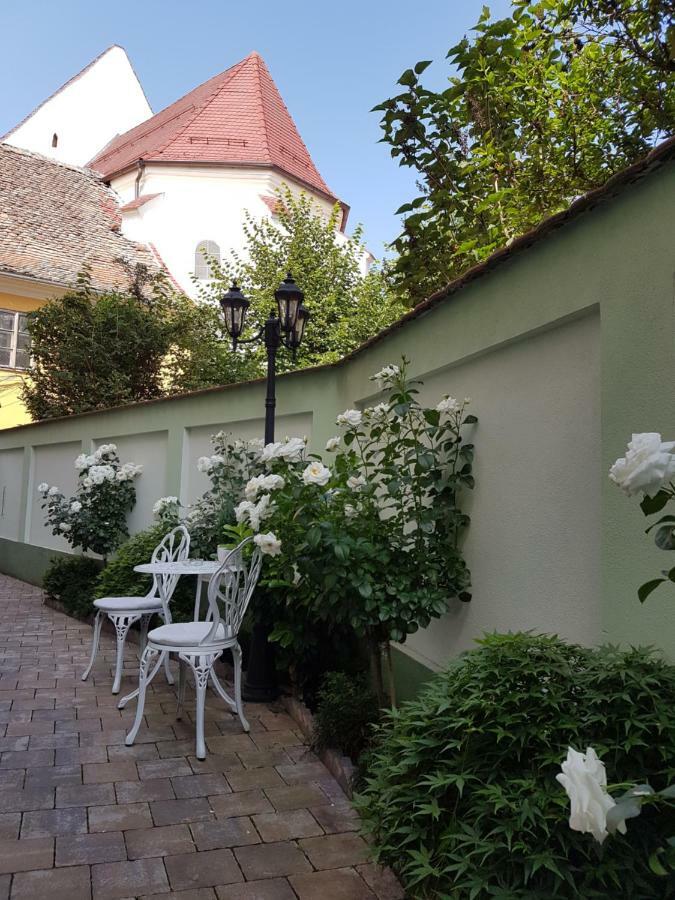 Maison Elysee Sibiu Exterior photo